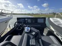 कडक फुगण्यायोग्य बोट विक्रीसाठी