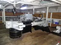 संशोधन जहाज विक्रीसाठी