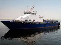 क्रू बोट विक्रीसाठी