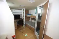 पायलट बोट विक्रीसाठी