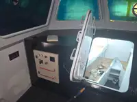 क्रू बोट विक्रीसाठी