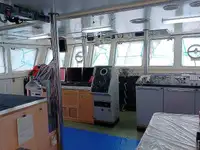 पेट्रोलिंग बोट विक्रीसाठी