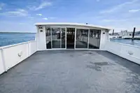 मोटार जहाज विक्रीसाठी