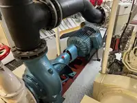 मासेमारी ट्रॉलर विक्रीसाठी