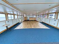 मोटार जहाज विक्रीसाठी