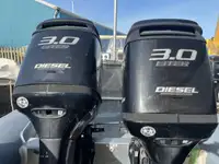 कडक फुगण्यायोग्य बोट विक्रीसाठी