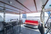 मोटार जहाज विक्रीसाठी