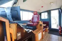 पेट्रोलिंग बोट विक्रीसाठी