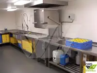 कंटेनर जहाज विक्रीसाठी