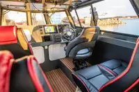 पेट्रोलिंग बोट विक्रीसाठी