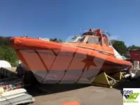 कामाच्या नौका विक्रीसाठी