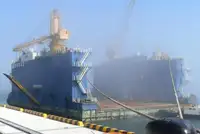 फ्लोटिंग डॉक विक्रीसाठी